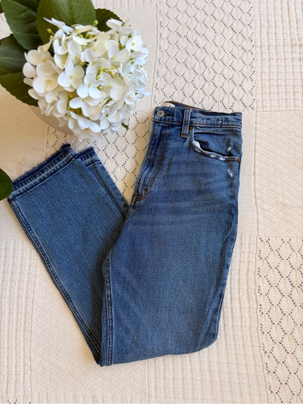 Abercrombie & Fitch Medium Blue Ultra High-Rise Ankle Straight Jeans